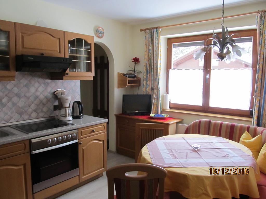 Haus Vogelsberger Apartment Fulpmes Luaran gambar